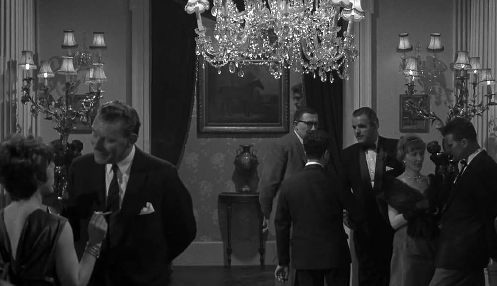 戦慄の殺人屋敷の画像