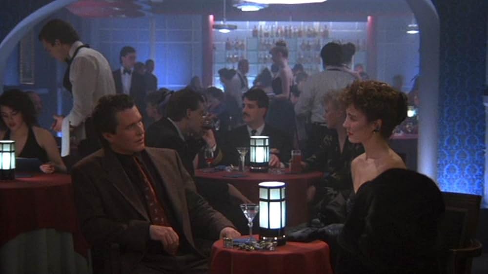 トム・ベレンジャーの 探偵より愛をこめての画像