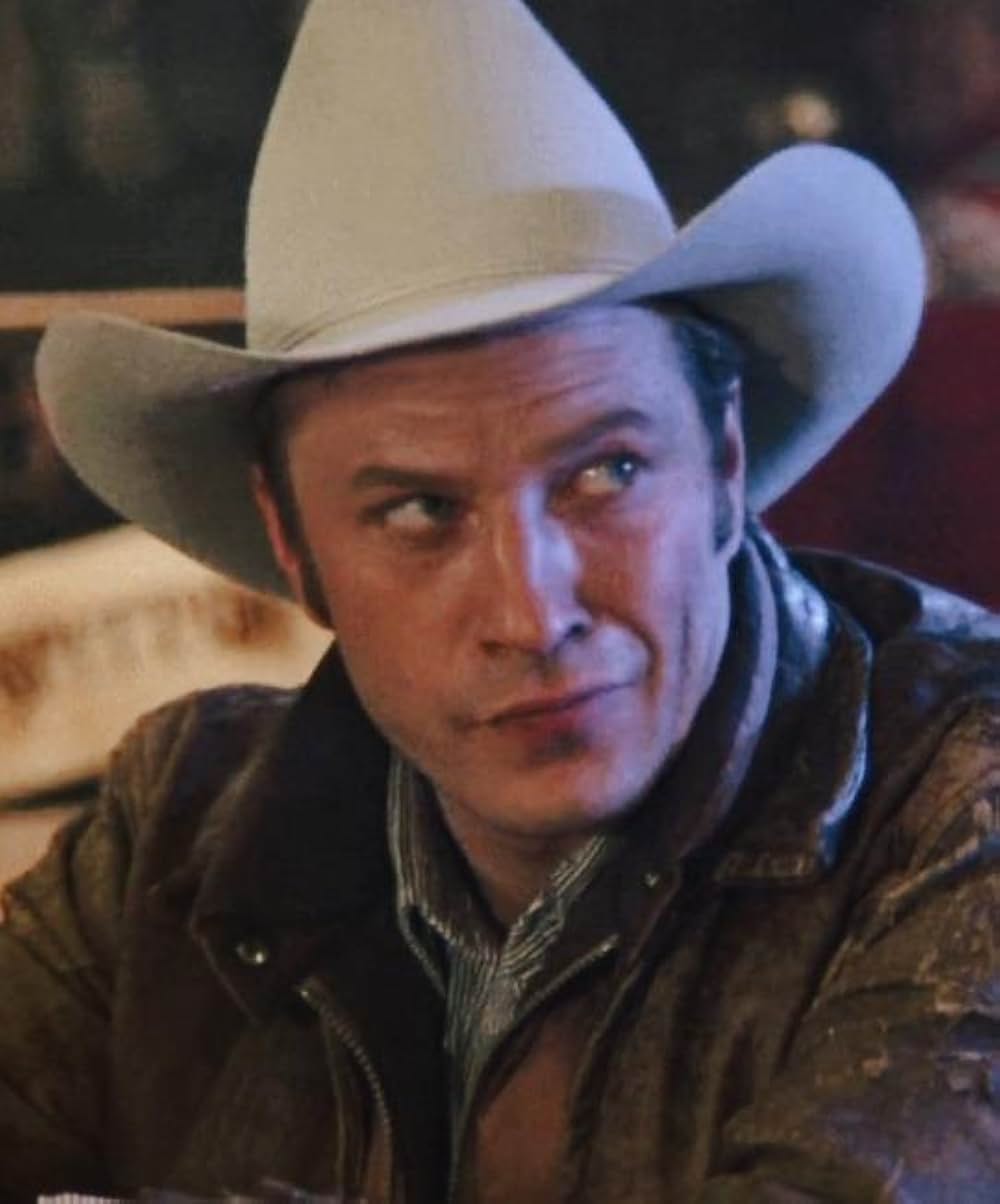 トム・ベレンジャーの 探偵より愛をこめての画像