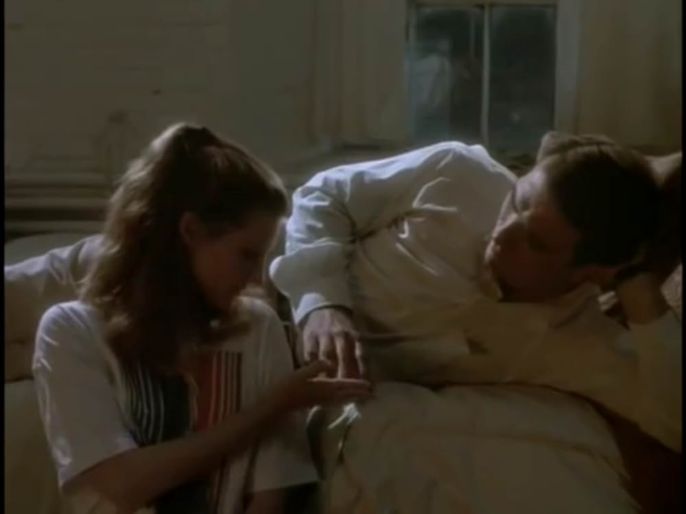 背徳の罠／死者のメッセージの画像