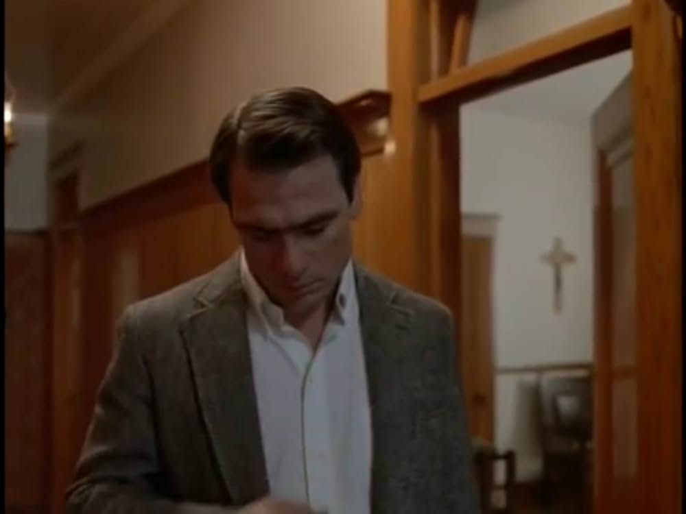 背徳の罠／死者のメッセージの画像