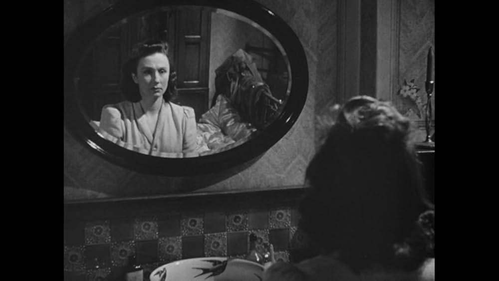 日曜日はいつも雨の画像