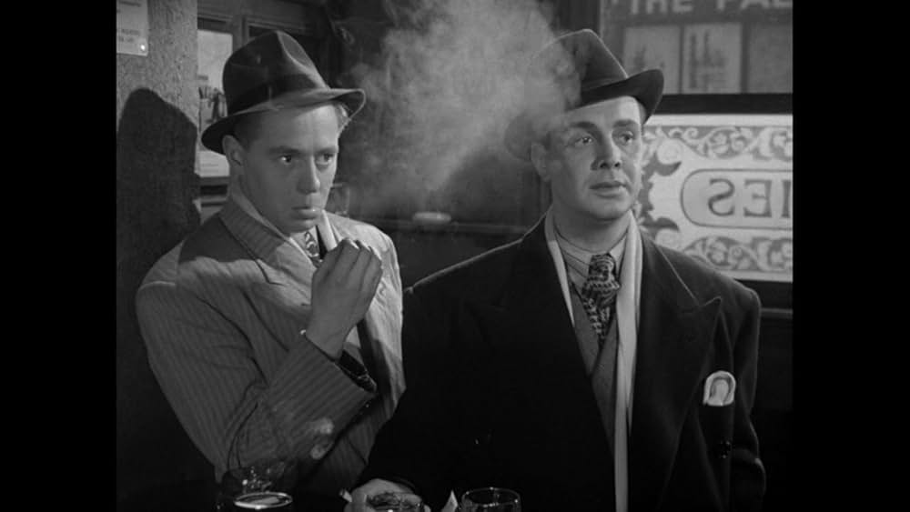 日曜日はいつも雨の画像