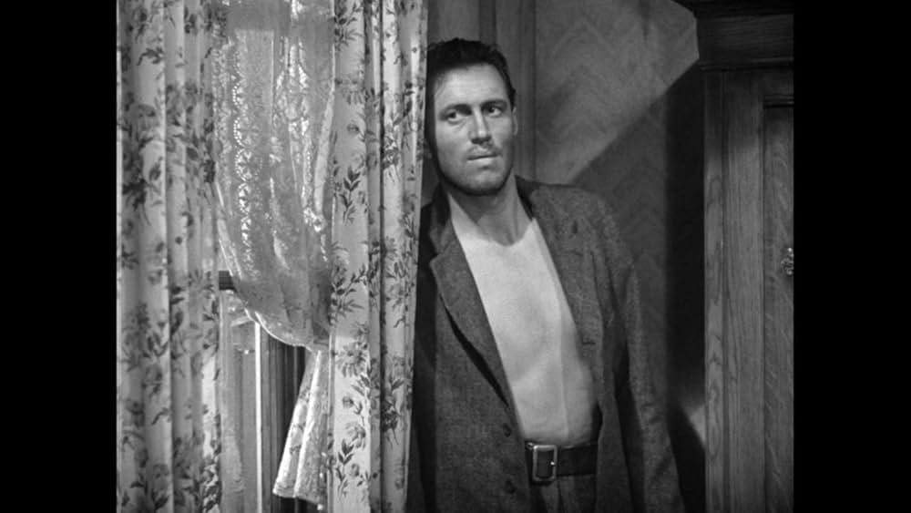 日曜日はいつも雨の画像