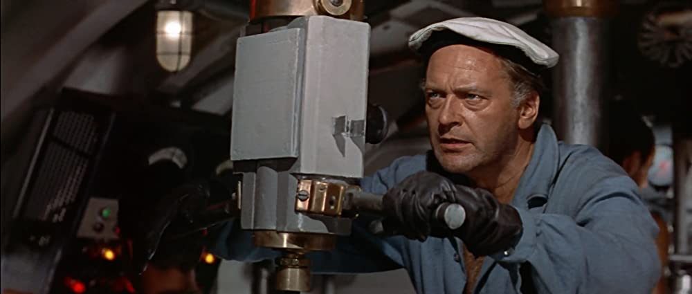 「眼下の敵」ロバート・ミッチャム & Curd Jürgensの画像