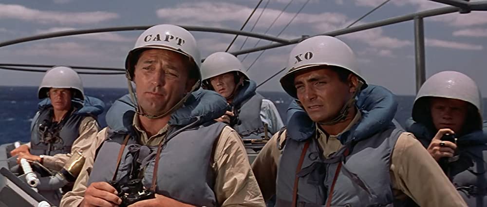 「眼下の敵」ロバート・ミッチャム & デビッド・ヘディソンの画像