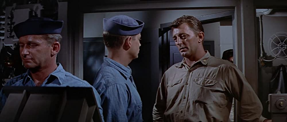 「眼下の敵」ロバート・ミッチャムの画像