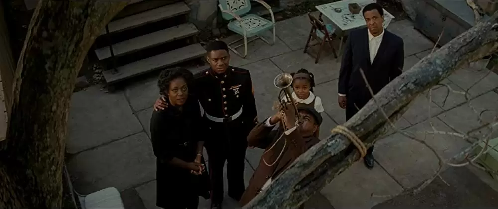 「フェンス」ビオラ・デイビス & ラッセル・ホーンズビー & ミケルティ・ウィリアムソン & Saniyya Sidney & ジョバン・アデポの画像