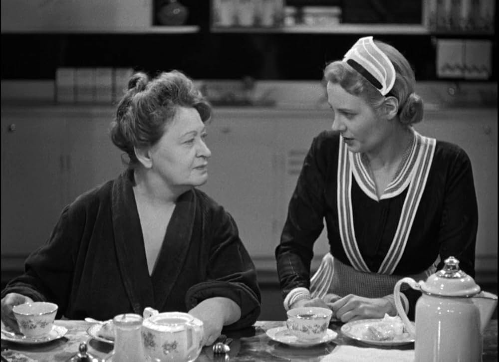 女性たち／女たちの画像