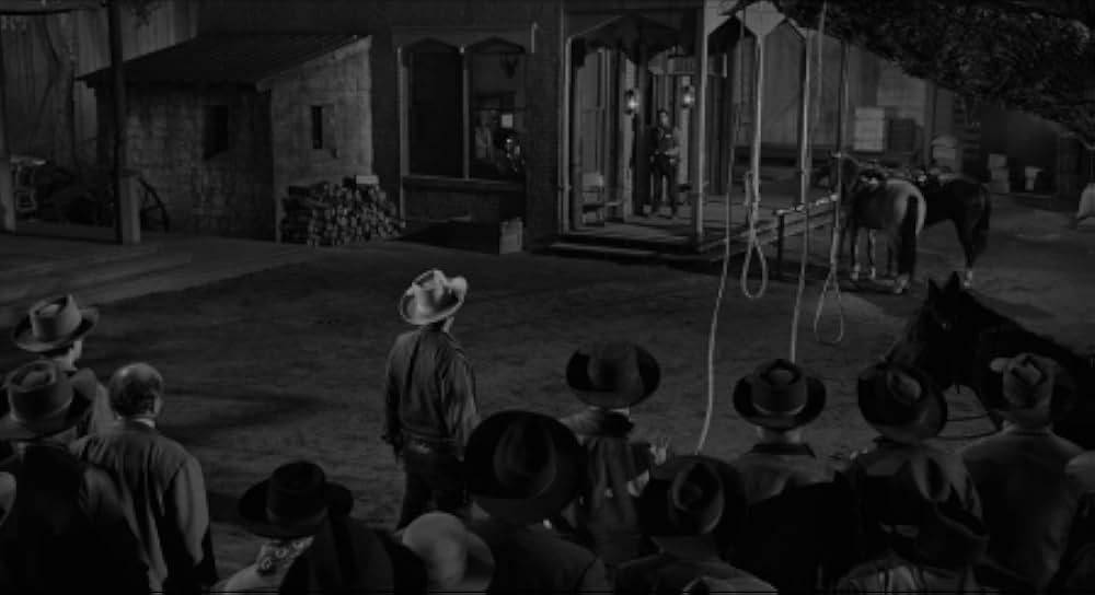 胸に輝く星の画像