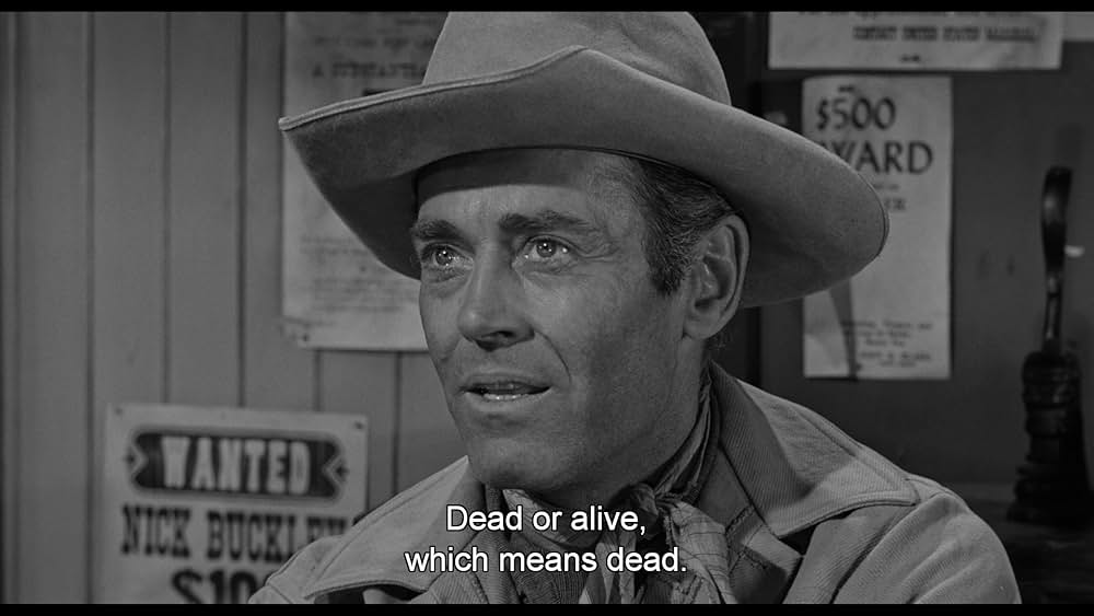 胸に輝く星の画像