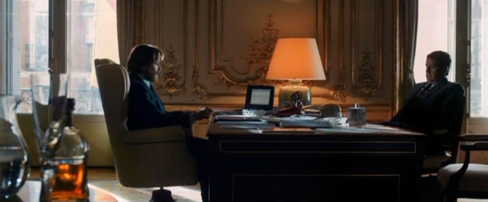 スモーク・アンド・ミラーズ 1000の顔を持つスパイの画像