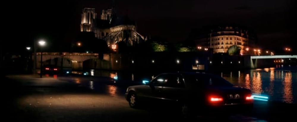 スモーク・アンド・ミラーズ 1000の顔を持つスパイの画像