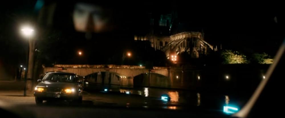 スモーク・アンド・ミラーズ 1000の顔を持つスパイの画像