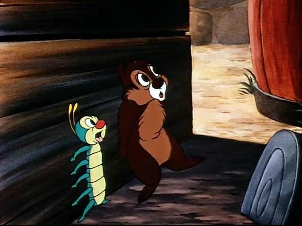 リスとヒヨコの画像