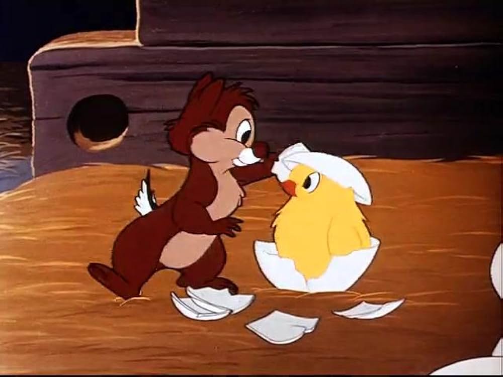 リスとヒヨコの画像