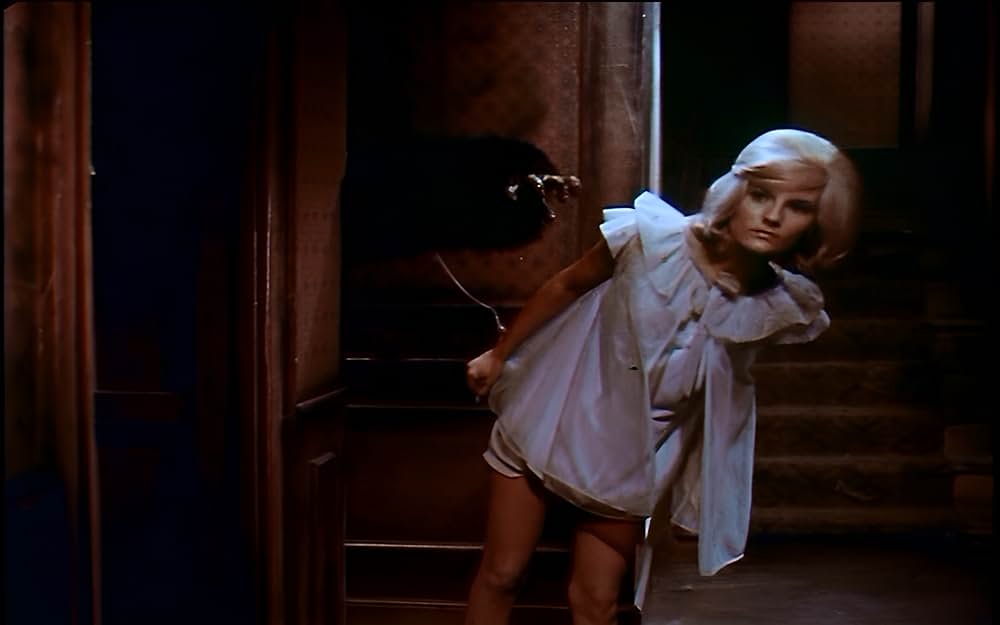 モンスターがパジャマパーティを襲うの画像