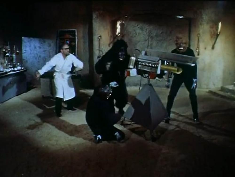 モンスターがパジャマパーティを襲うの画像