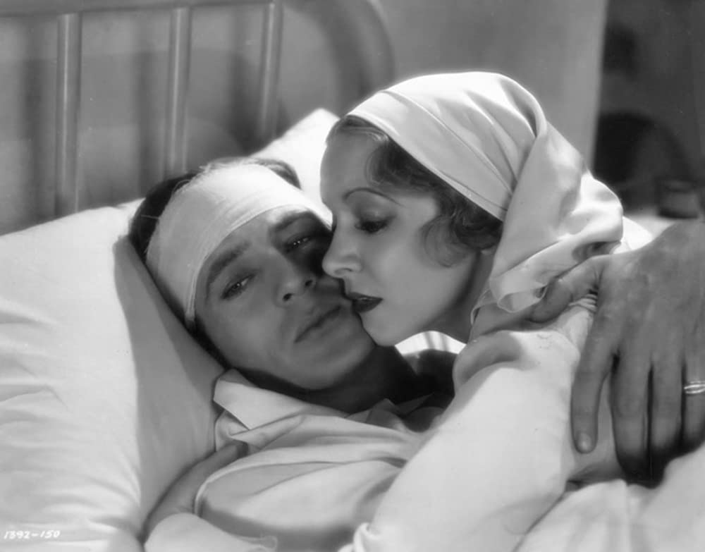 「戦場よさらば」ゲイリー・クーパー & ヘレン・ヘイズの画像