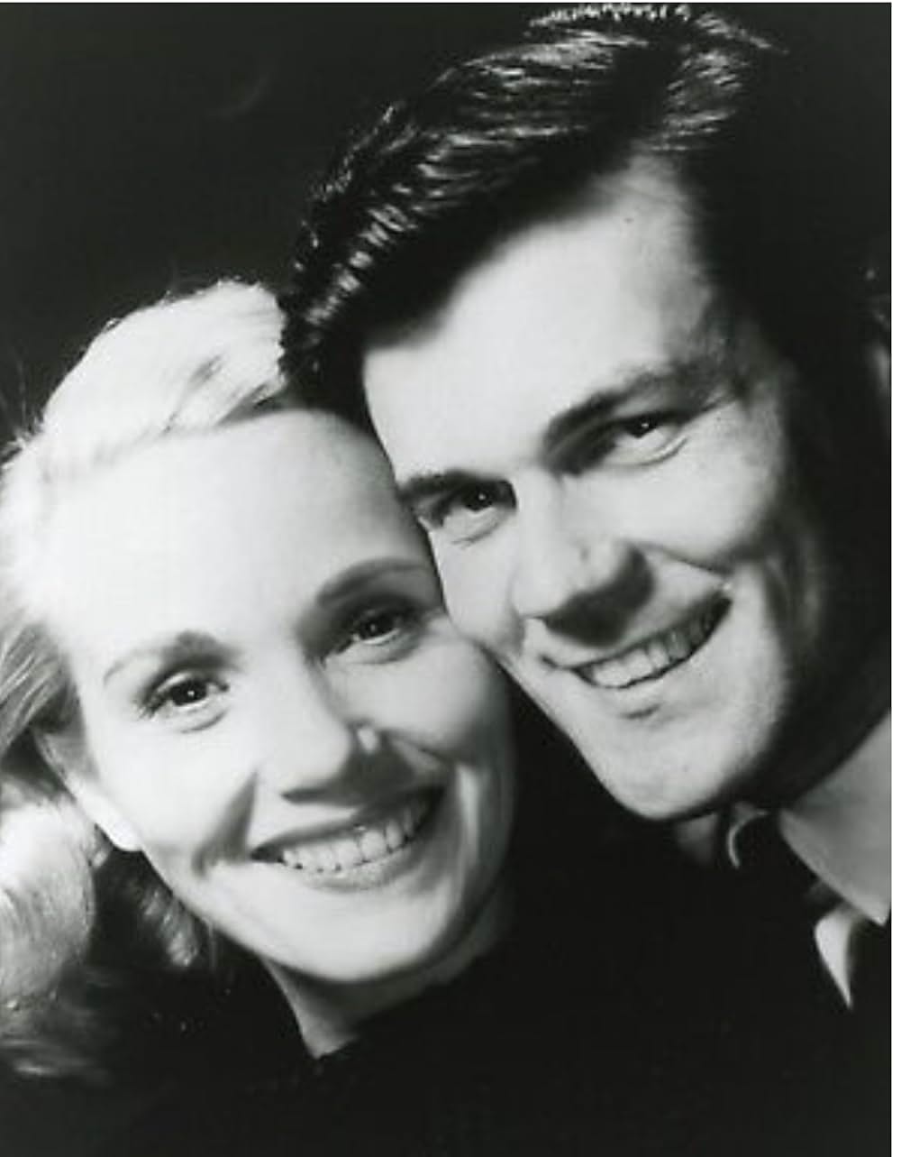 夜を逃れての画像