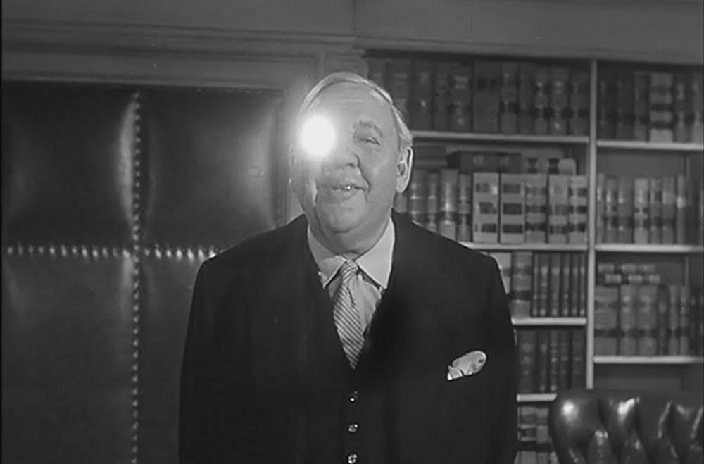 「情婦」チャールズ・ロートンの画像