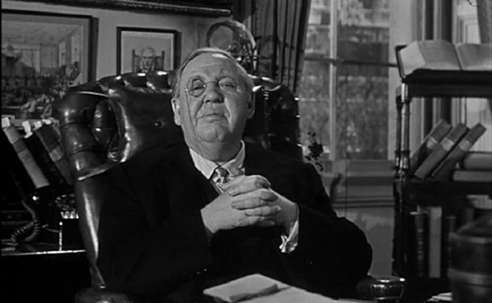 「情婦」チャールズ・ロートンの画像