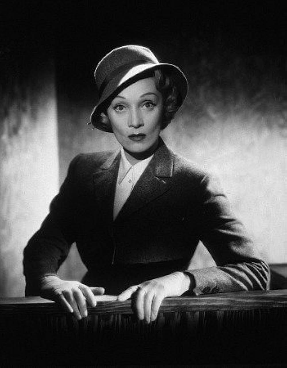 「情婦」の画像