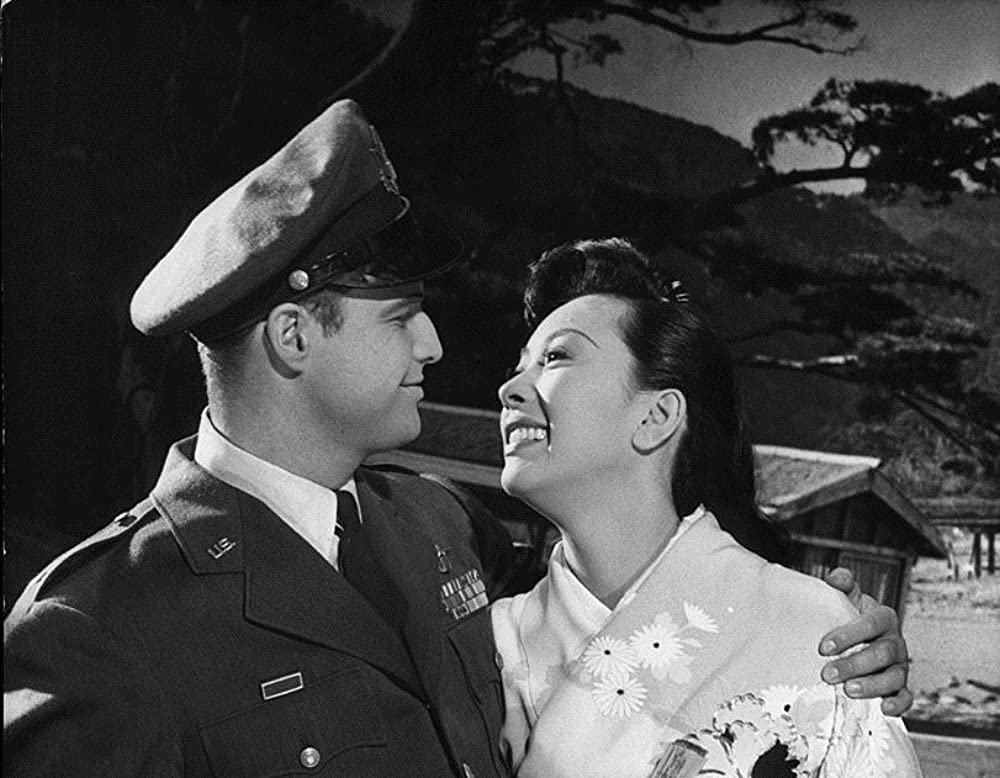 「サヨナラ」マーロン・ブランド & 高美似子の画像