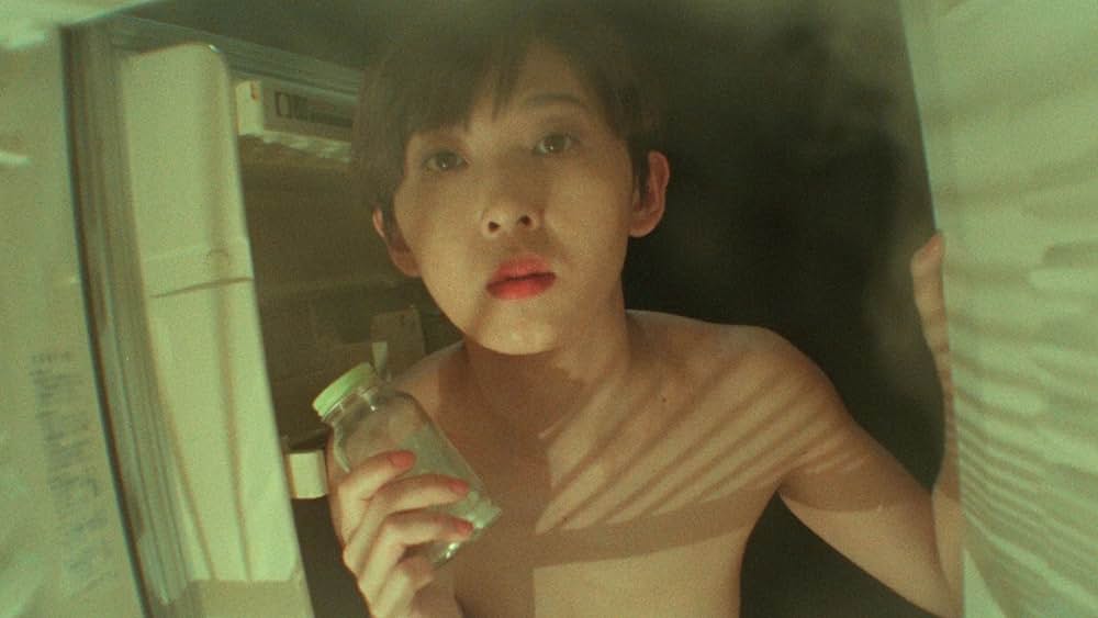 浮気妻 恥辱責めの画像