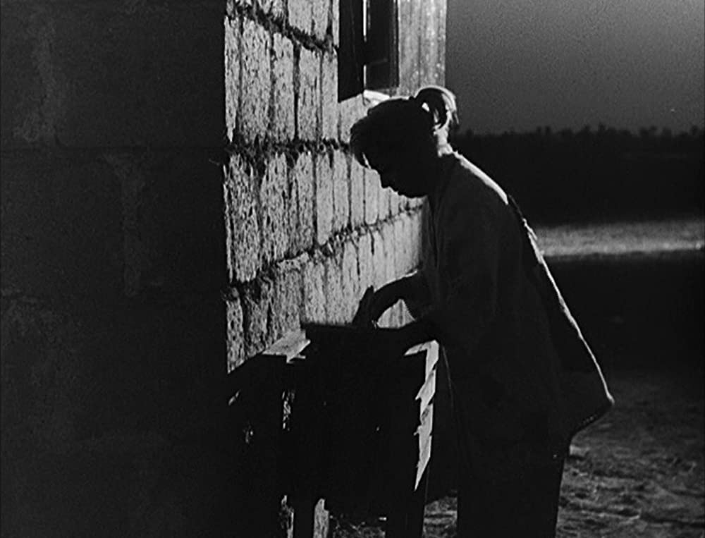 カビリアの夜の画像