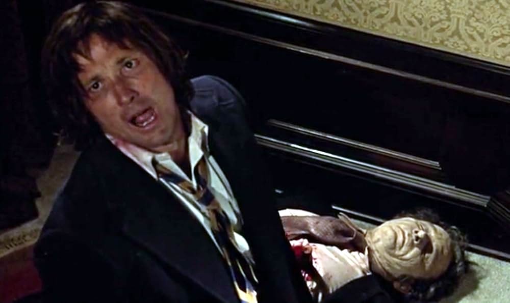 惨殺の墓場の画像