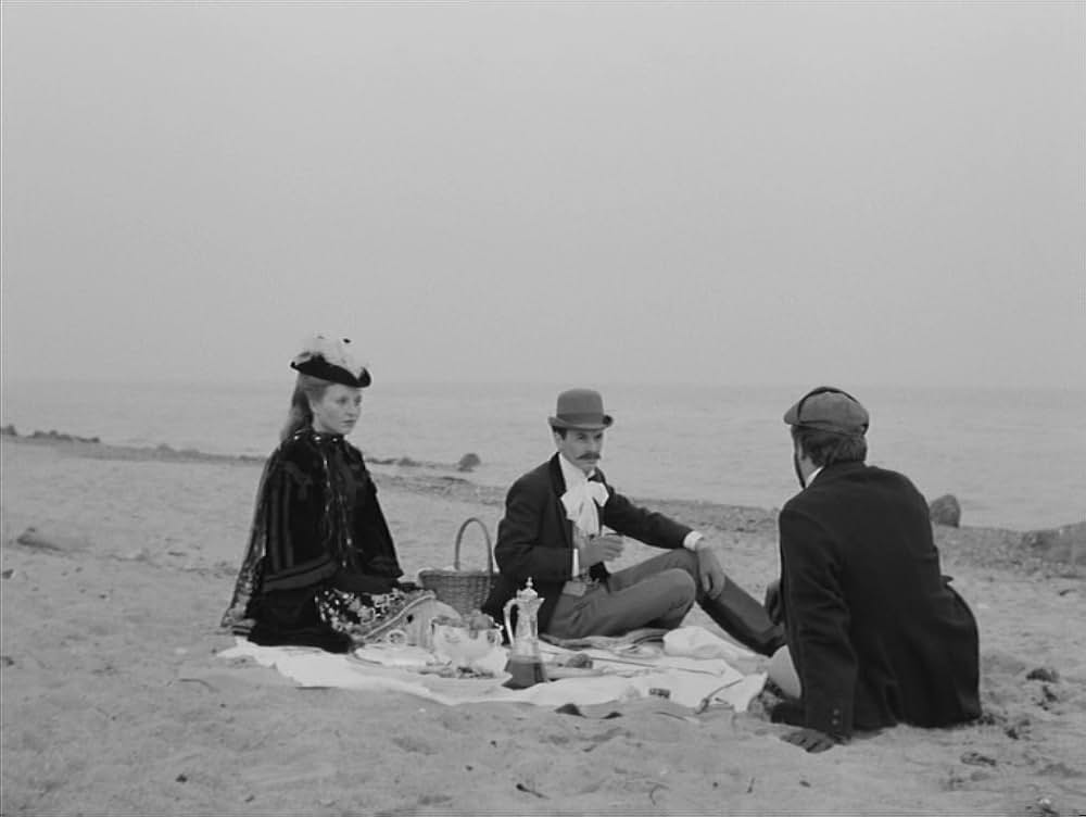 エフィ・ブリーストの画像