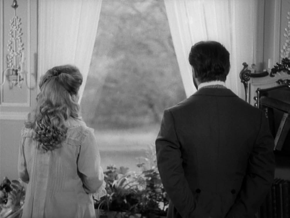 エフィ・ブリーストの画像