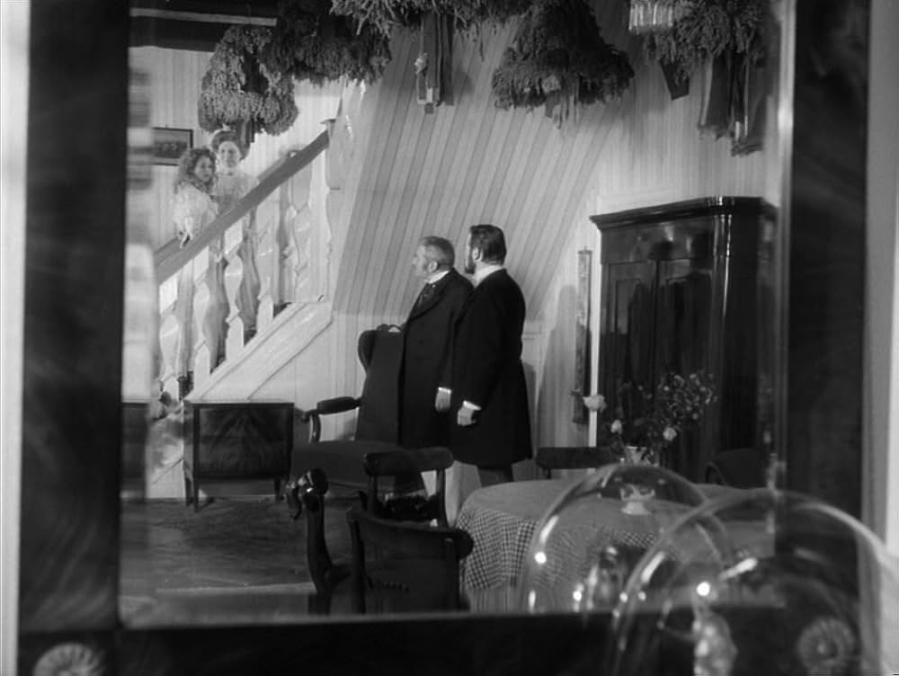 エフィ・ブリーストの画像