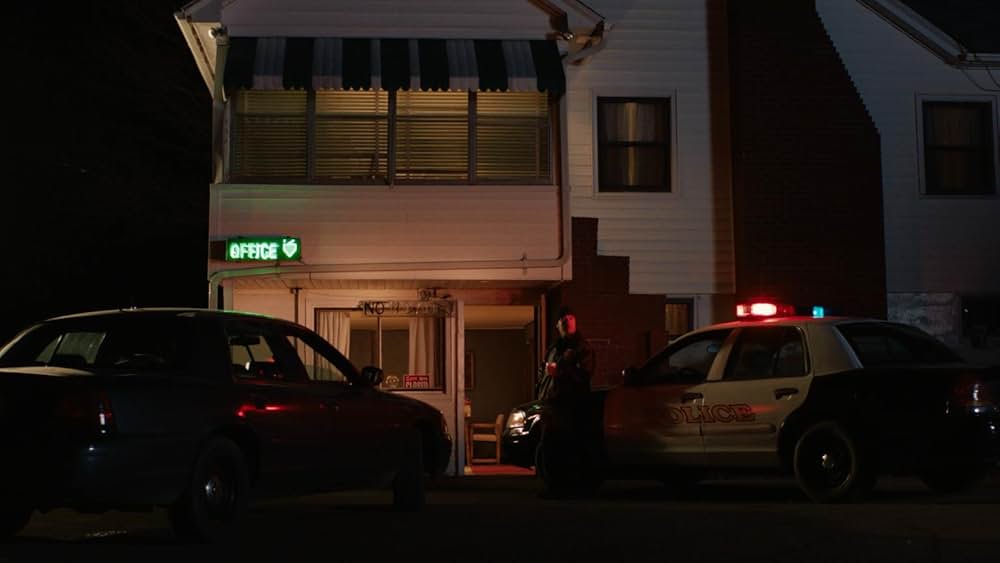 凍える夜に、盲目の殺し屋トポの画像