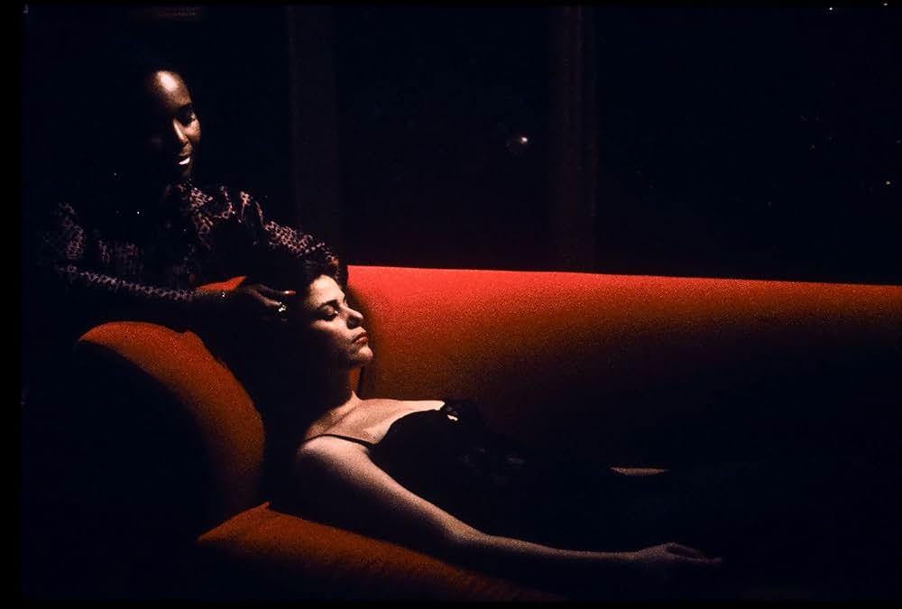 からみつく愛欲の罠の画像