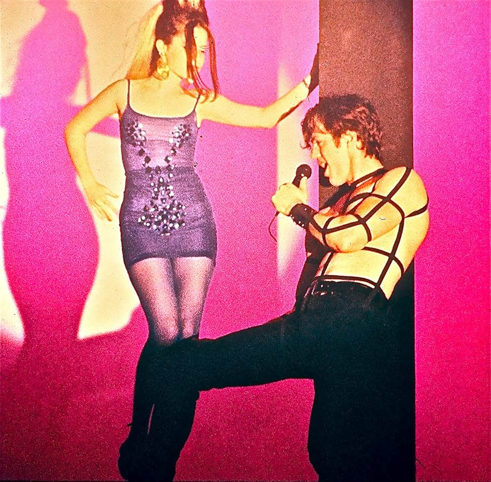 からみつく愛欲の罠の画像