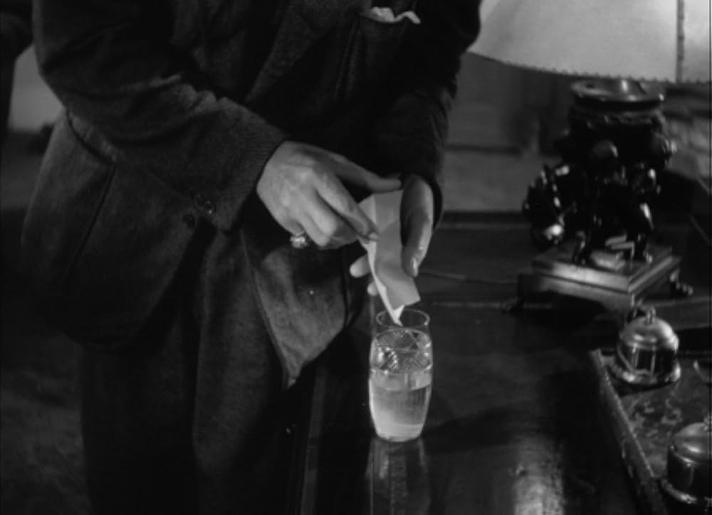 生命をむさぼる男の画像