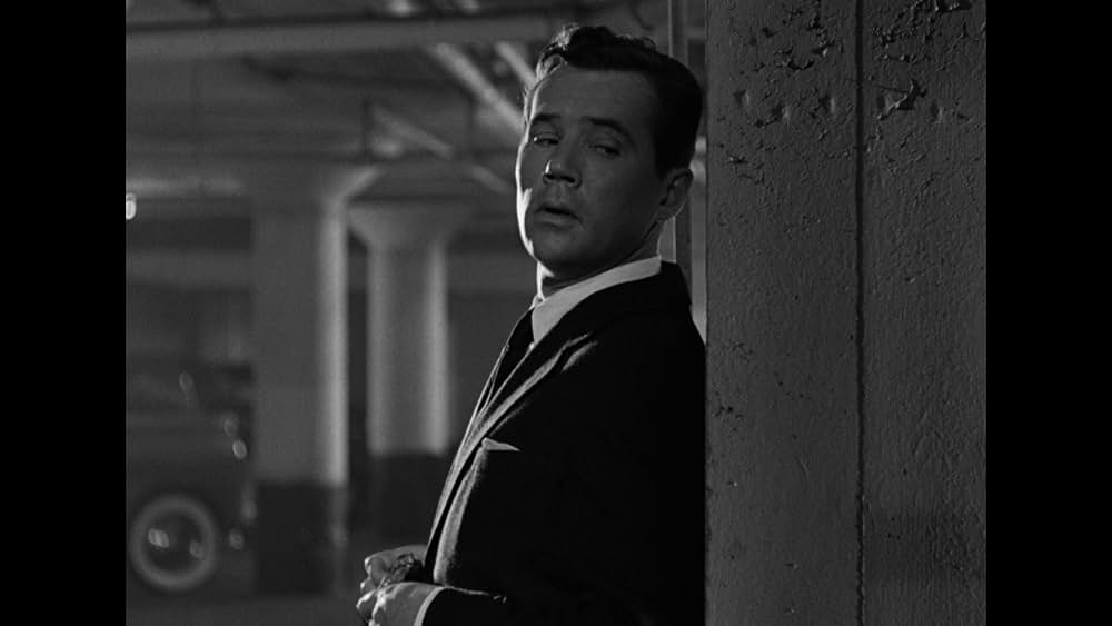 恐喝の報酬の画像