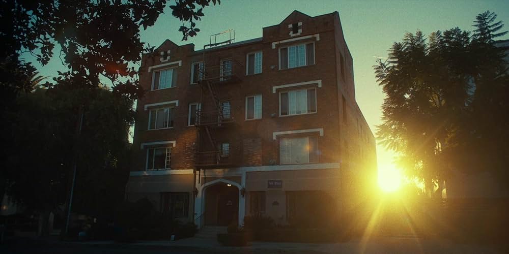 Destroy All Neighbors（原題）の画像