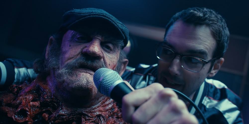 Destroy All Neighbors（原題）の画像