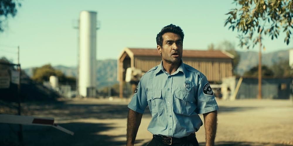 Destroy All Neighbors（原題）の画像