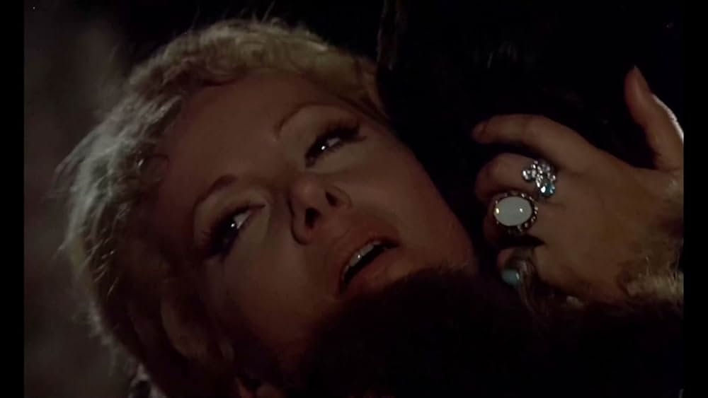 鮮血の処女狩りの画像