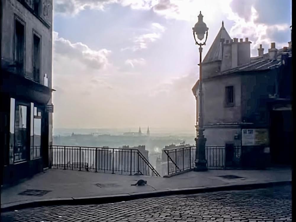 赤い風船の画像