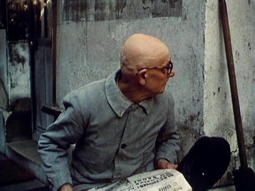 赤い風船の画像