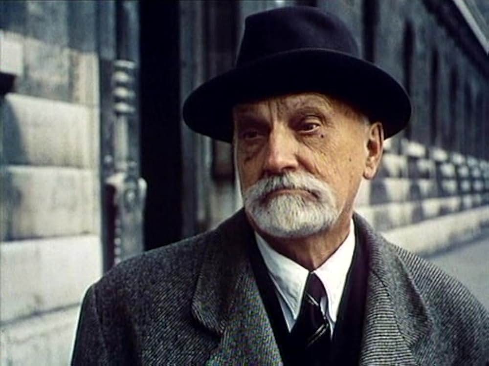 赤い風船の画像