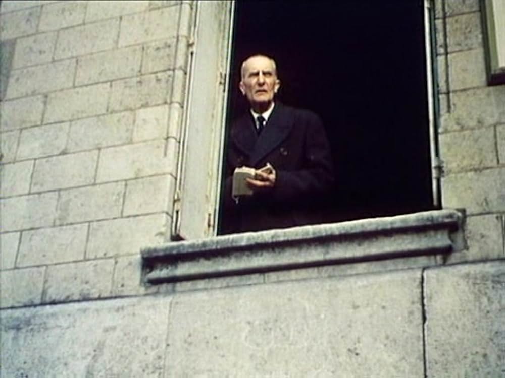 赤い風船の画像