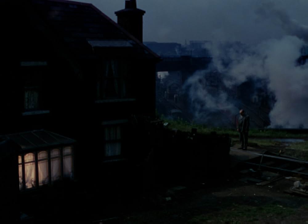 マダムと泥棒の画像