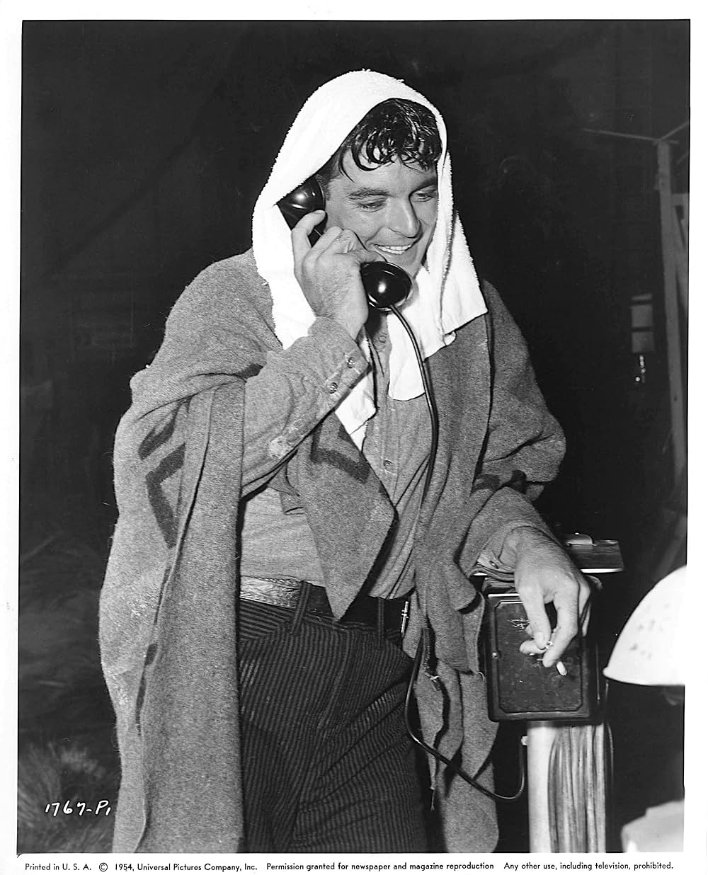 四人のガンマンの画像