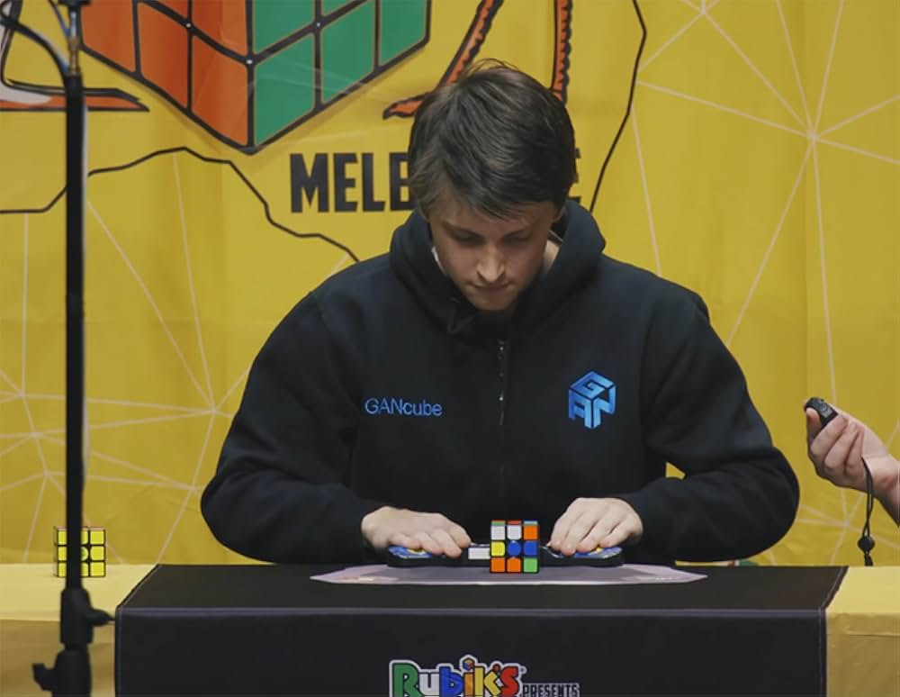 スピードキューバーズ: 世界を見据えての画像